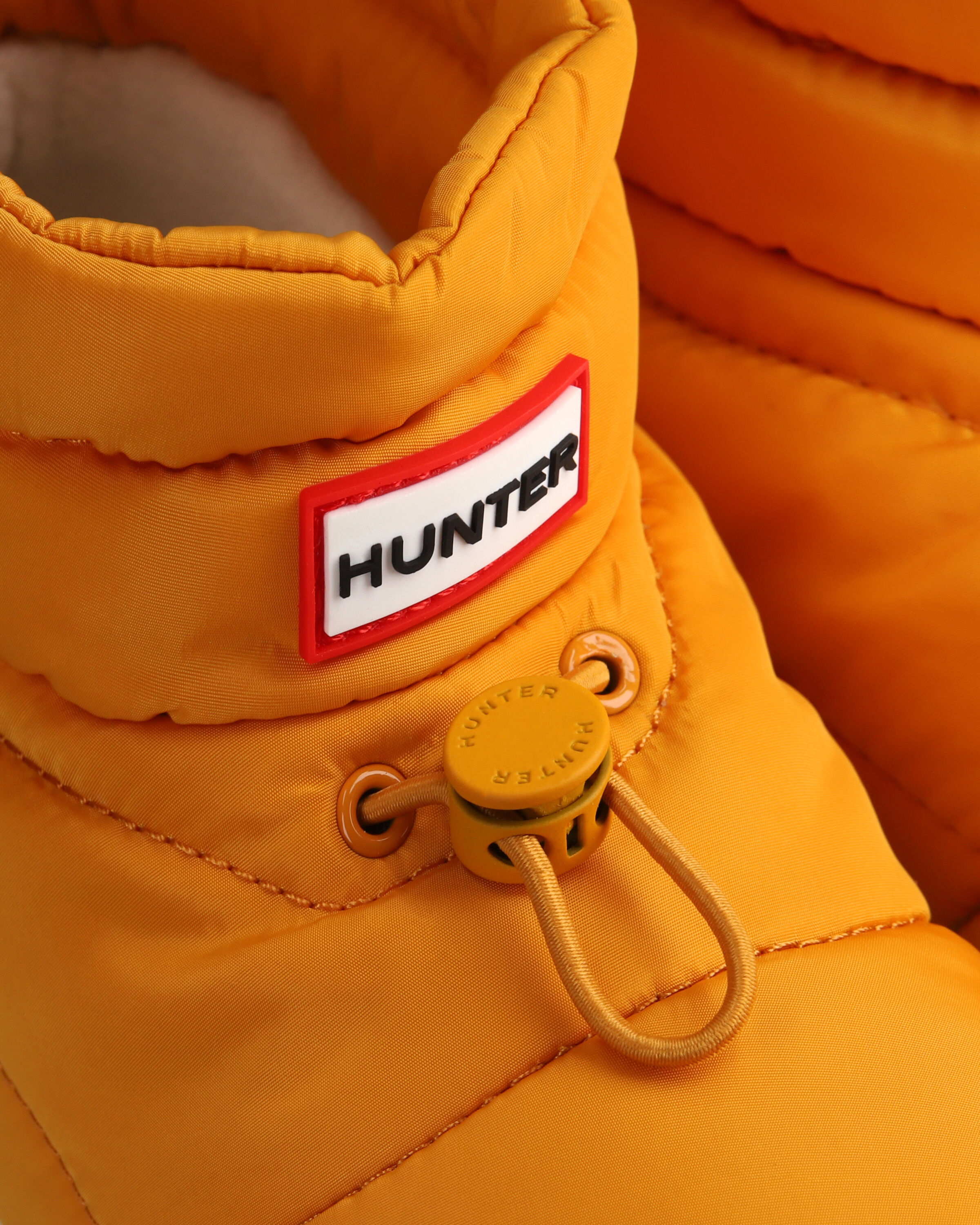 HUNTER「ユニセックス イン/アウト コージー パフ サイド ベント ブーティー」|ショートブーツ|