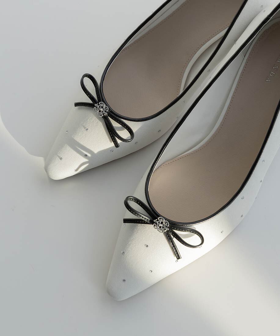  「モノグラムパーツリボンパンプス」|パンプス|