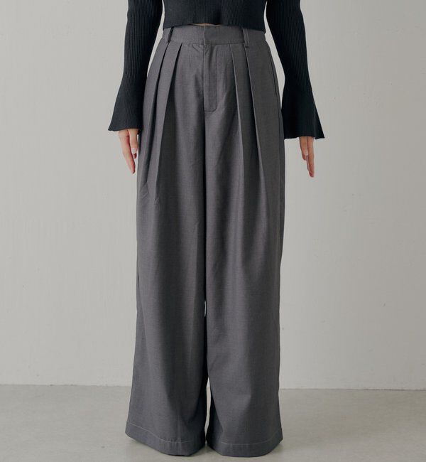  「【SALON by Chico】取り外しフリルルーズスラックスパンツ」|チノ|