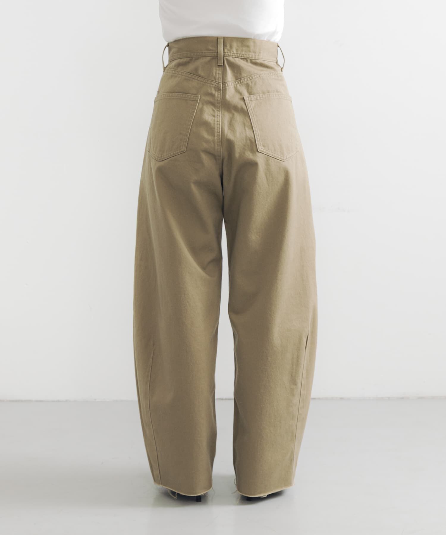 URBAN RESEARCH「コットンサテンカットオフカーブパンツ」|その他|