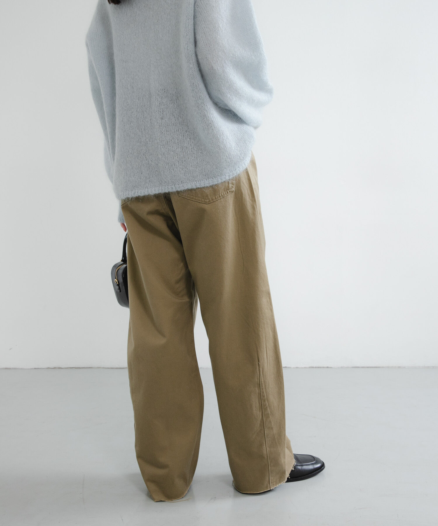 URBAN RESEARCH「コットンサテンカットオフカーブパンツ」|その他|