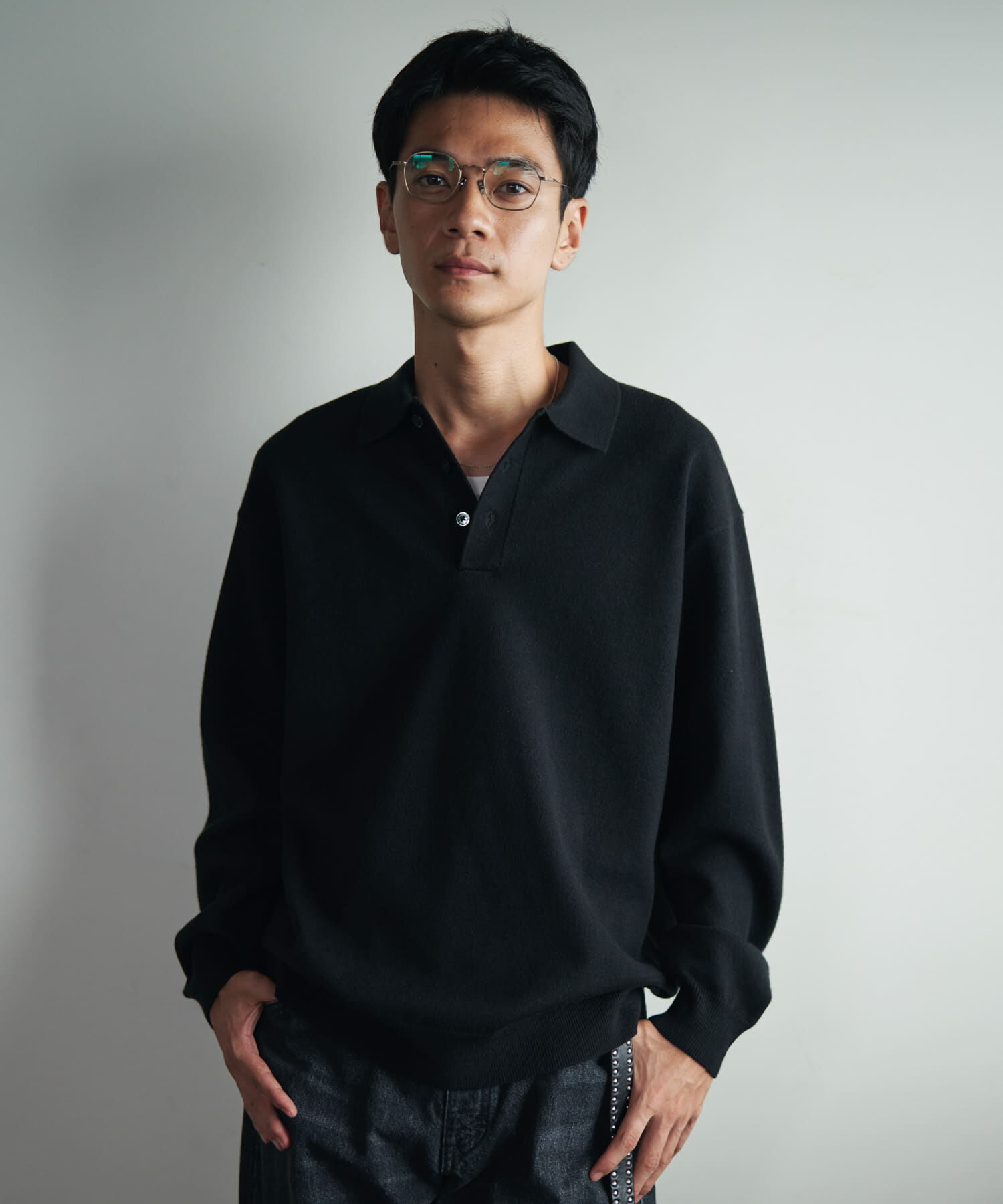 URBAN RESEARCH DOORS「『XLサイズ/WEB限定/仁村紗和さん着用』『UR TECH 200日ニット』 ポロシャツ」|ポロシャツ|ブラック