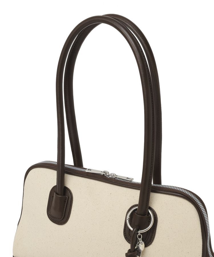 earth music&ecology「チャーム付きオブロングボストン」|ショルダー・メッセンジャー|