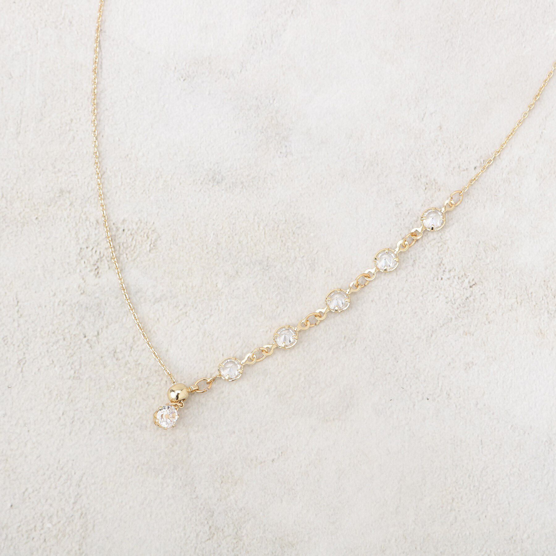 grove「ビジューラインY字スライドネックレス」|ネックレス|