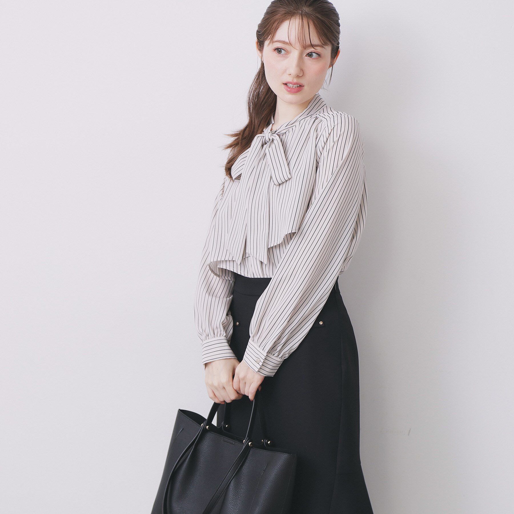 index「アシンメトリーレイヤードボウタイブラウス【洗濯機OK/イージーアイロン/防シワ】《XS～3L》」|シャツ・ブラウス|