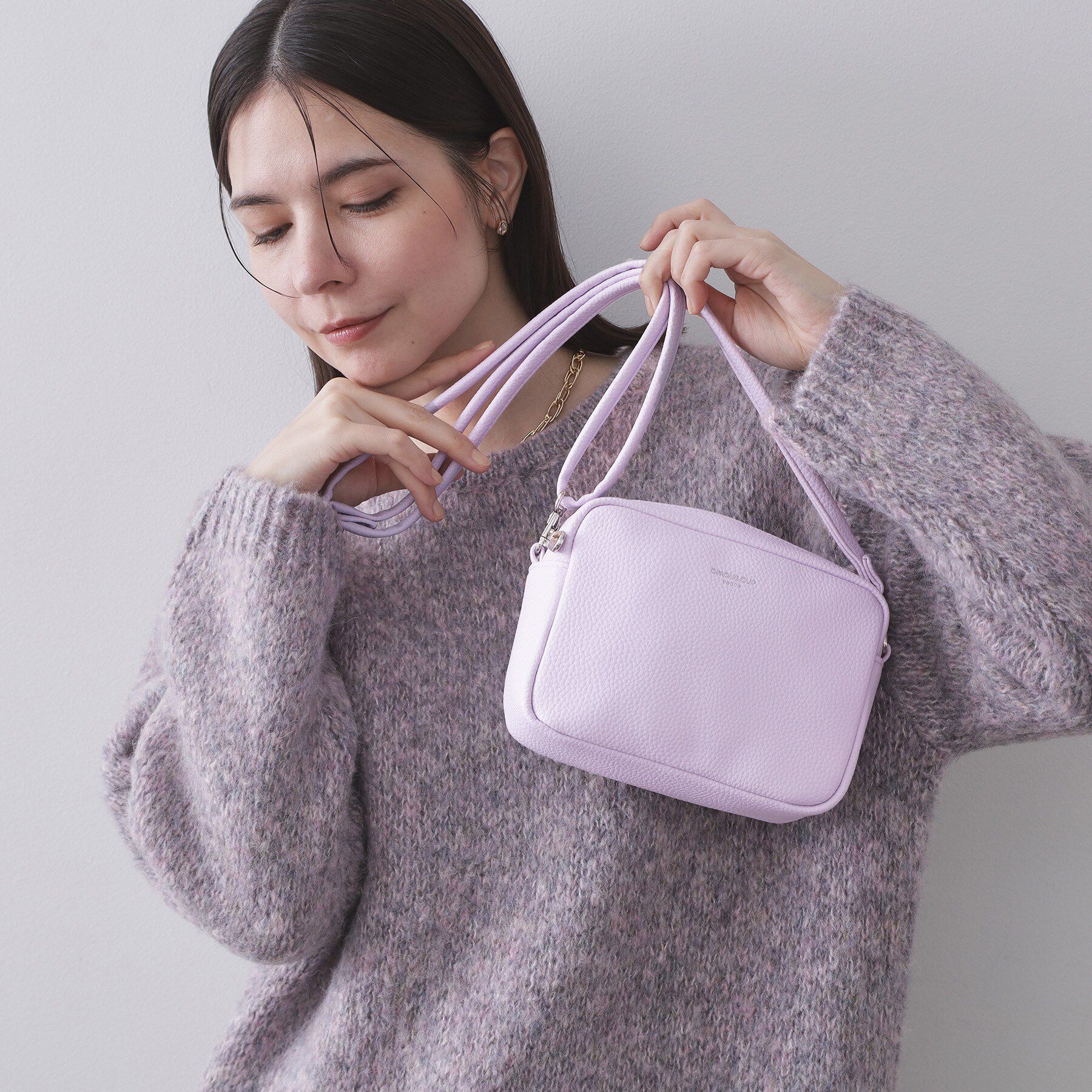 OPAQUE.CLIP「シュリンク合皮スクエアミニショルダーバッグ【軽量／長さ調整可能】」|ショルダー・メッセンジャー|ラベンダー(080)