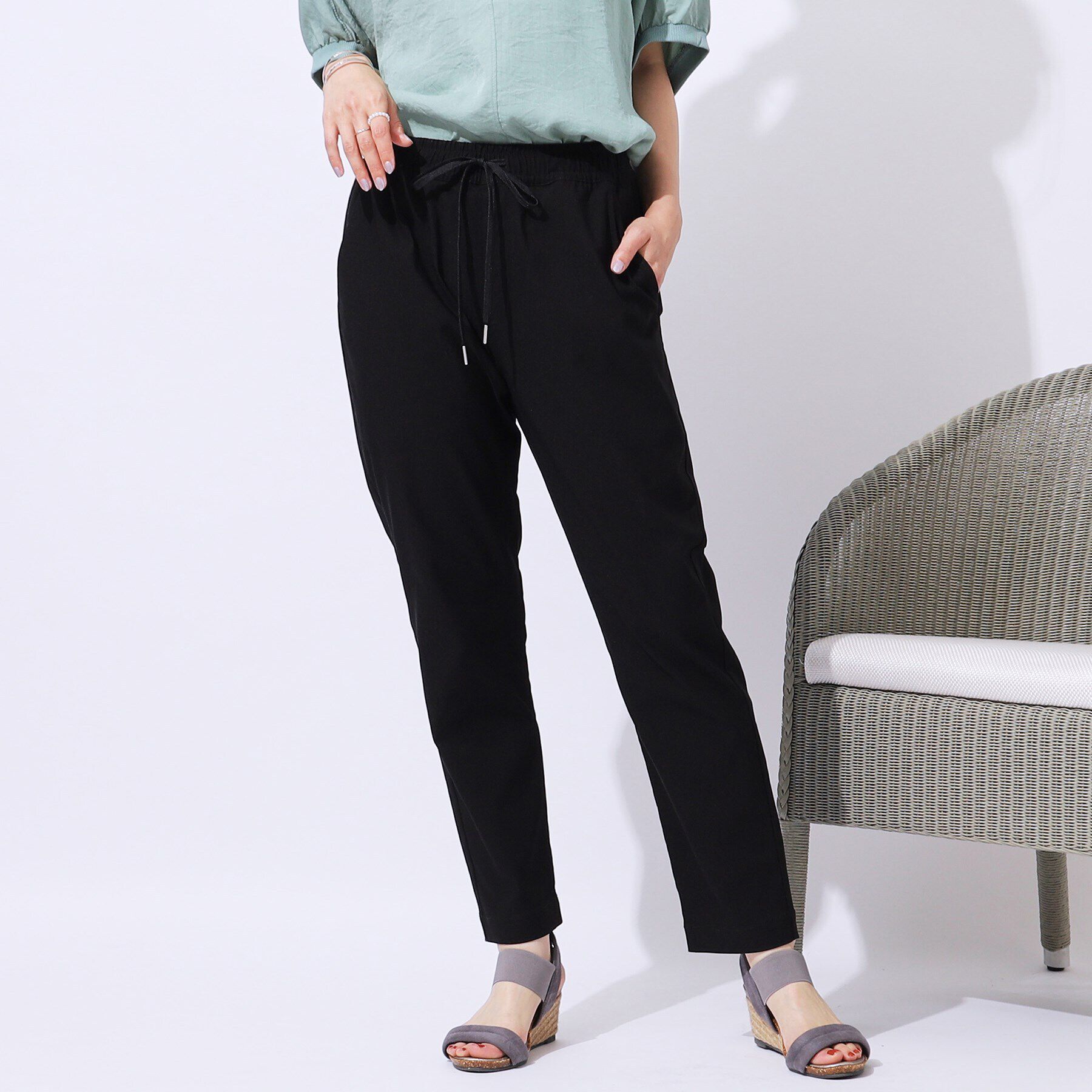 SHOO･LA･RUE「【SS-3L/無理せずスリム】 ぐんぐん伸びる イージーテーパードパンツ」|その他|ブラック(019)