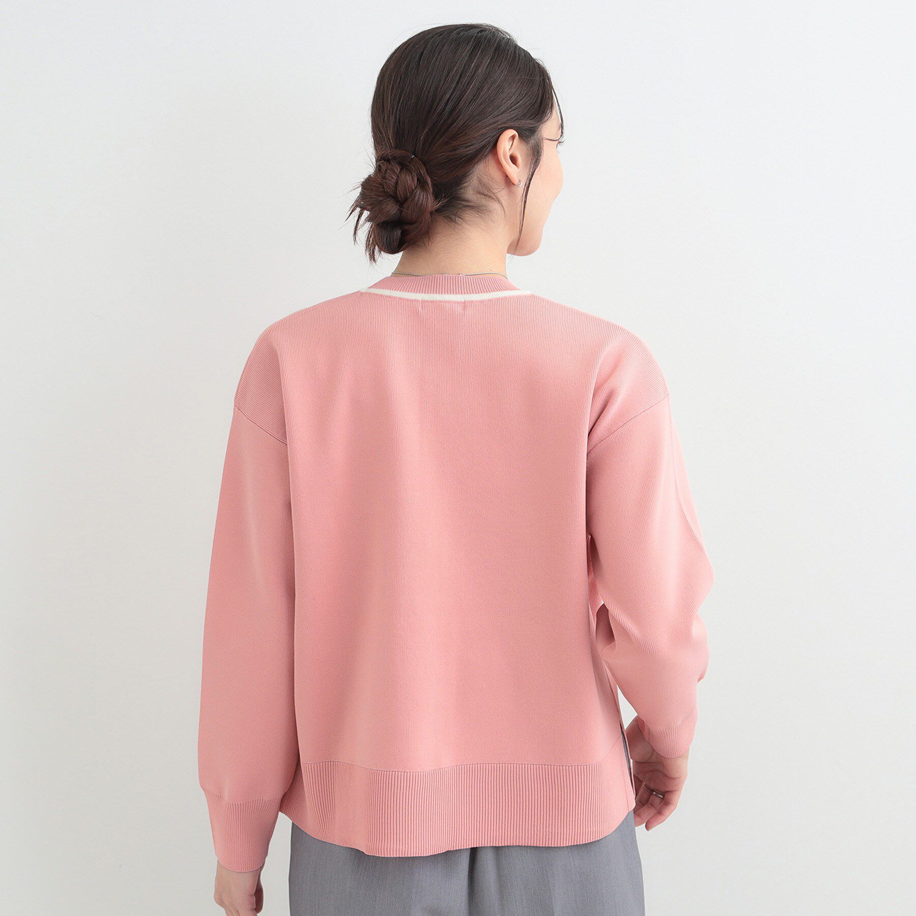 SHOO･LA･RUE「【洗濯機可/S-LL】軽やかな スポンディッシュ パイピングニット」|ニット・セーター|