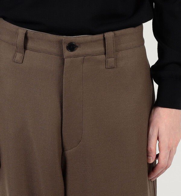 TOMORROWLAND MENS「ウールギャバジン ノープリーツバレルパンツ」|スラックス|