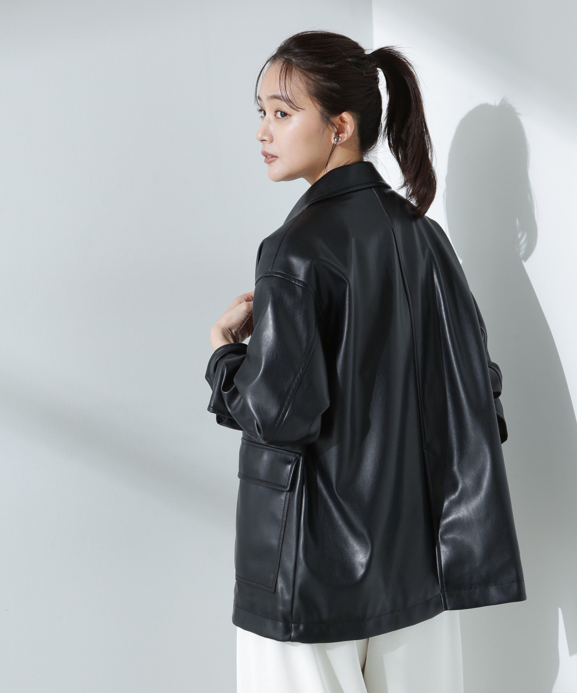 nano･universe「フェイクレザーシャツジャケット」|ブルゾン・スタジャン|