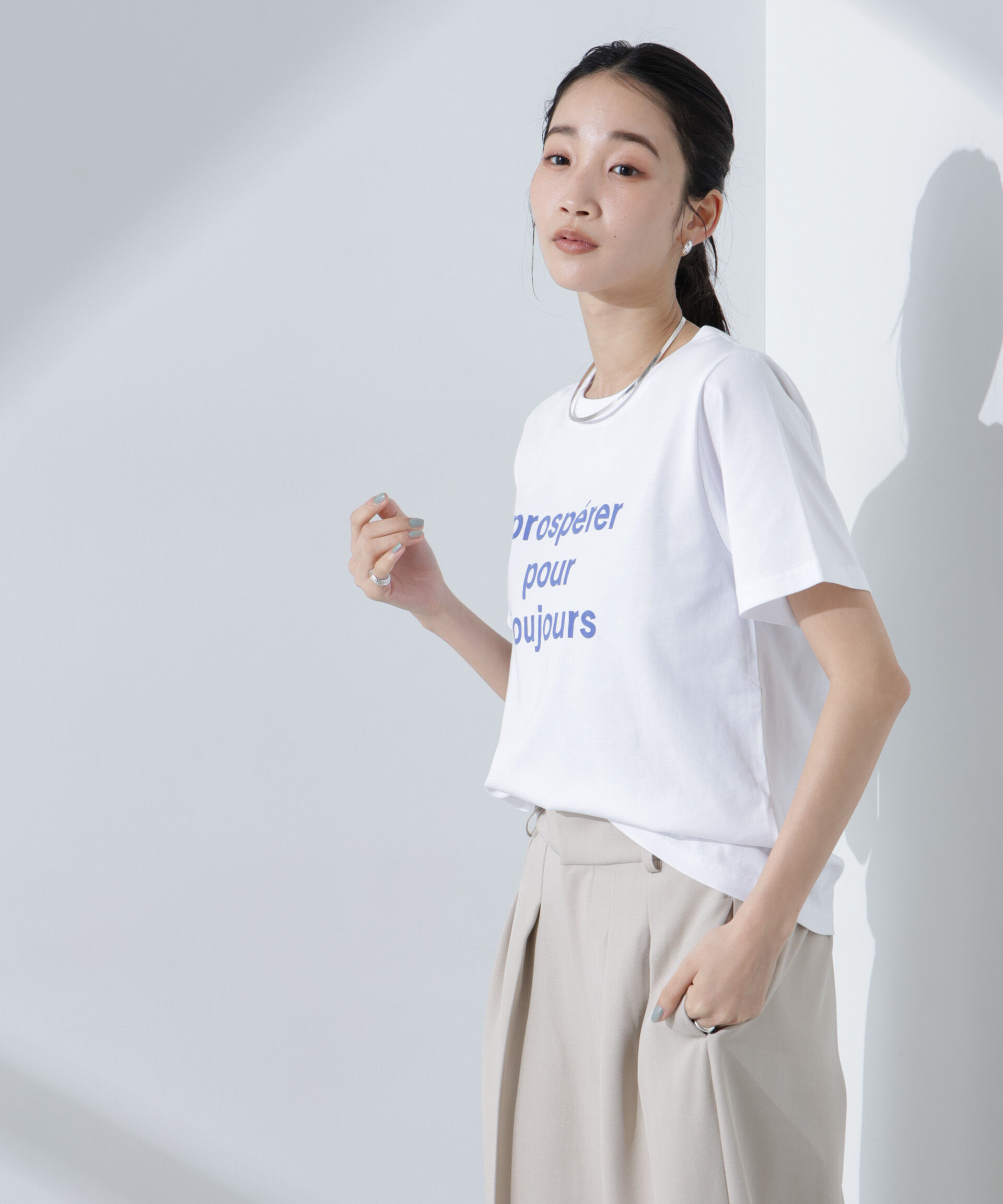 nano･universe「ロゴプリントTシャツ」|Tシャツ・カットソー|