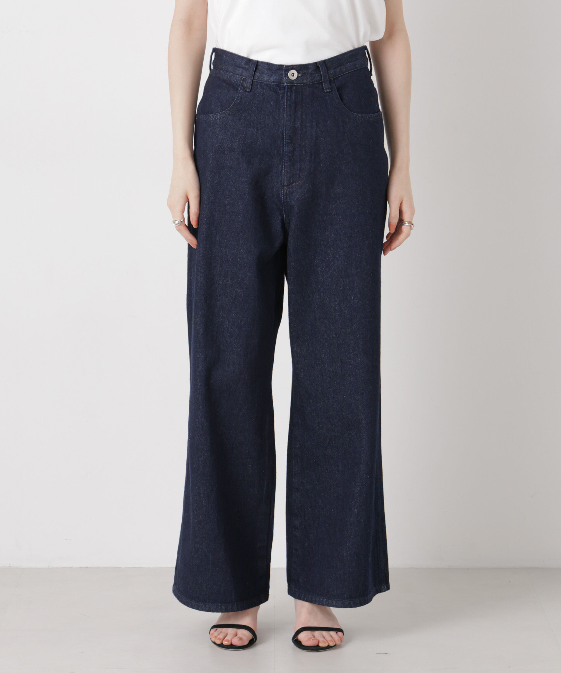 nano･universe「ワイドバギーデニムパンツ」|チノ|