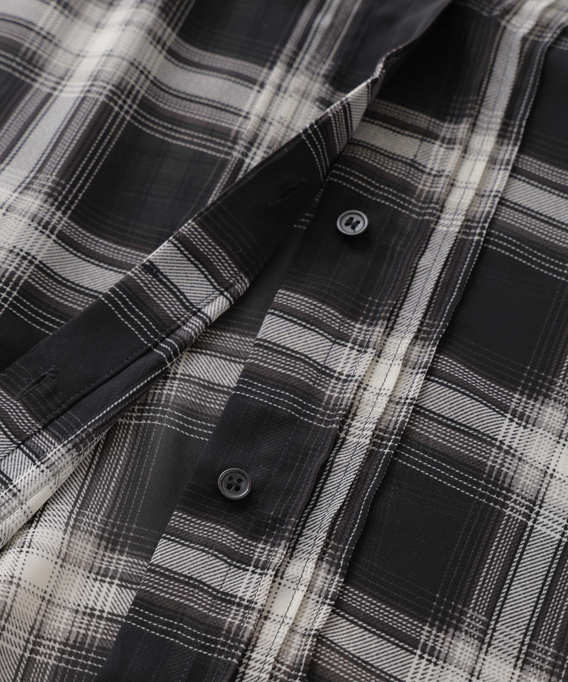 nano･universe「シアーチェックプリントピンタックスタンドカラーブラウス」|シャツ・ブラウス|