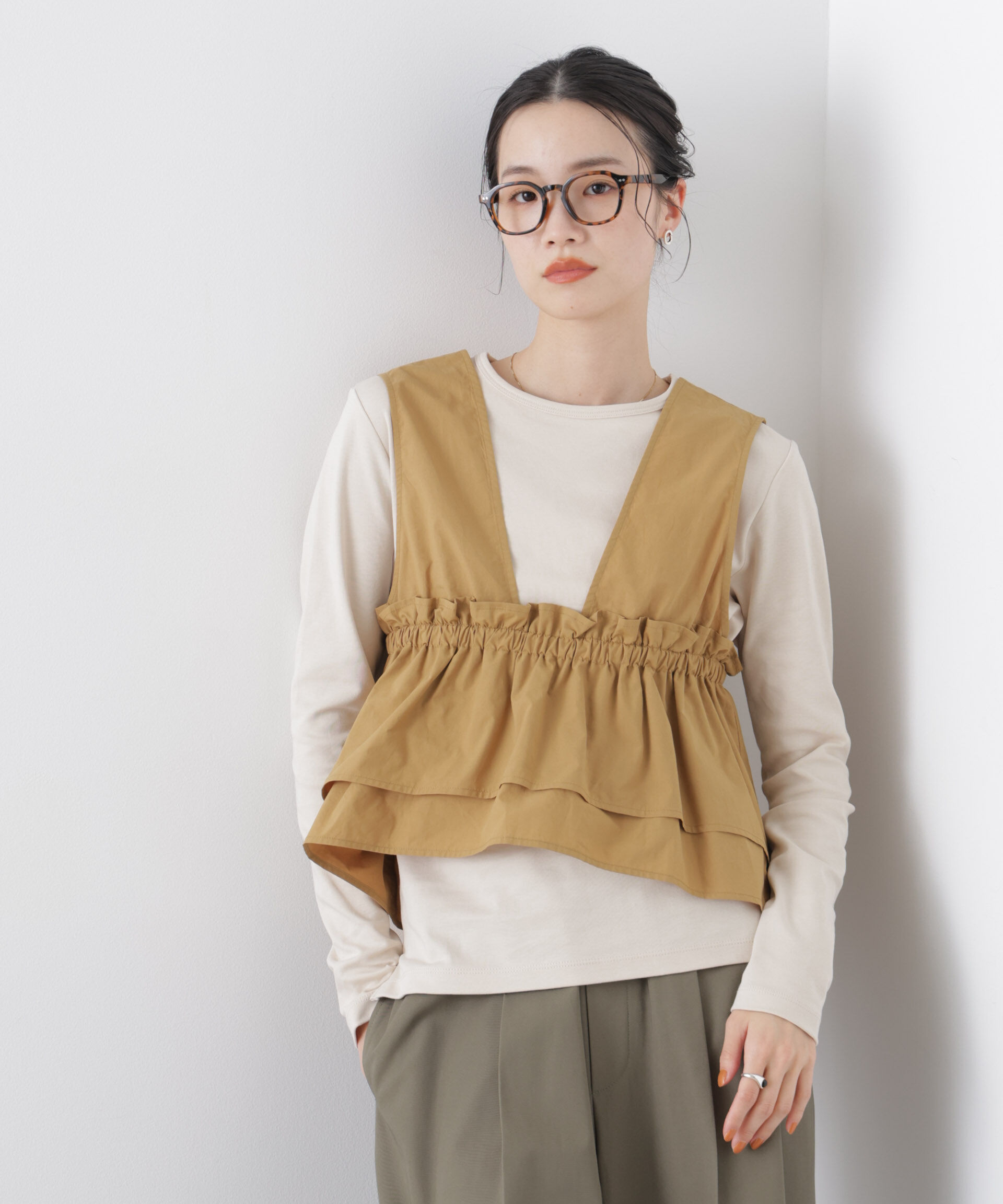 nano･universe「ノースリーブギャザーフレアビスチェ」|シャツ・ブラウス|ベージュ