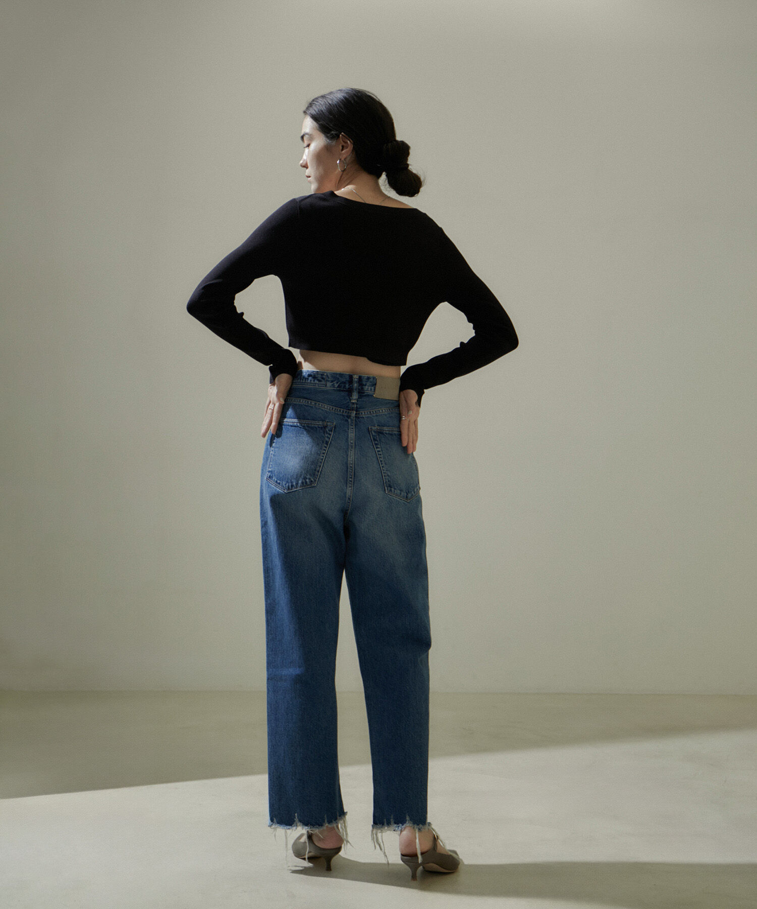 SALON adam et rope'「ウォッシャブルシルククロップドVネックカーディガン」|カーディガン|