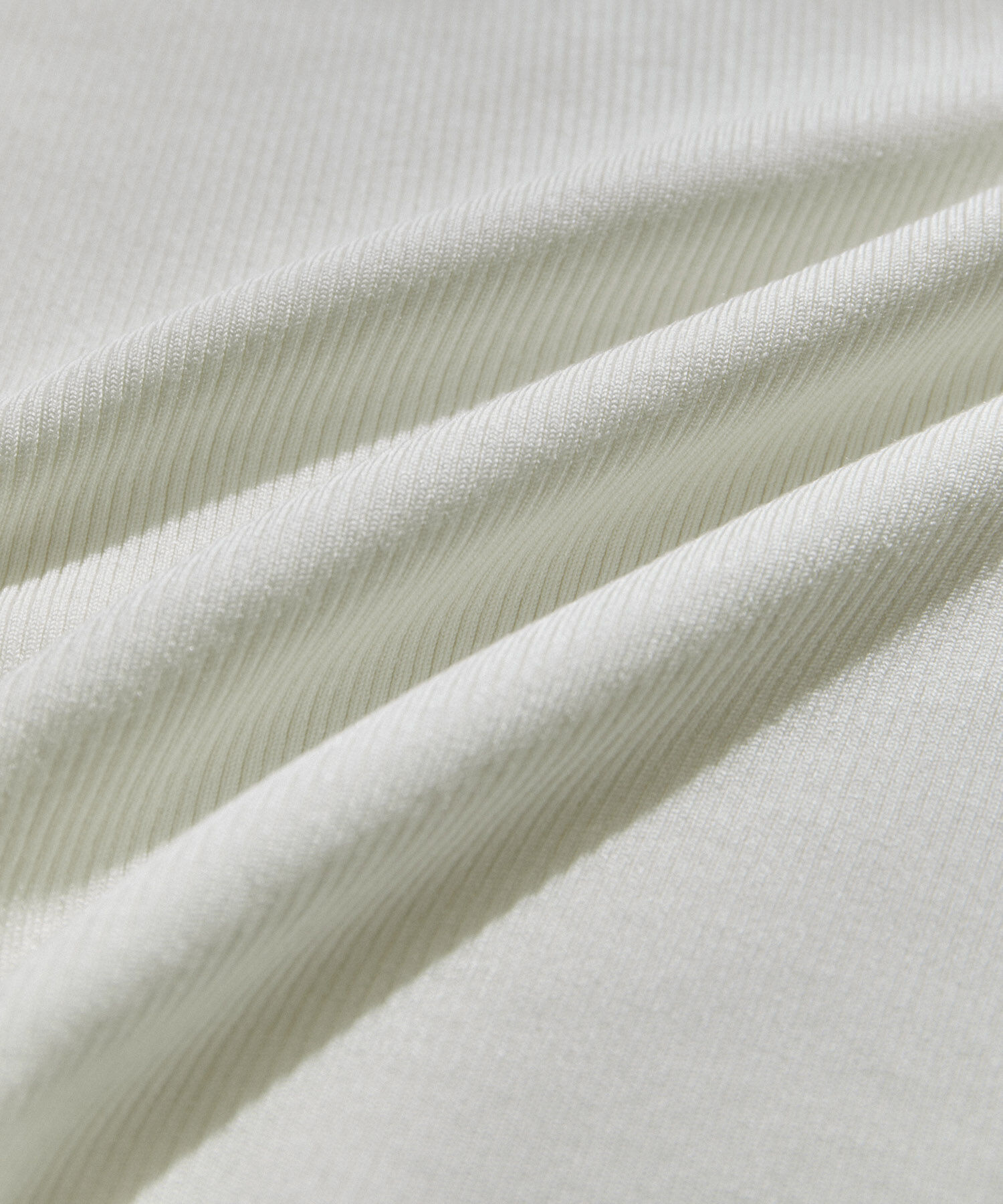 SALON adam et rope'「ウォッシャブルシルククロップドVネックカーディガン」|カーディガン|