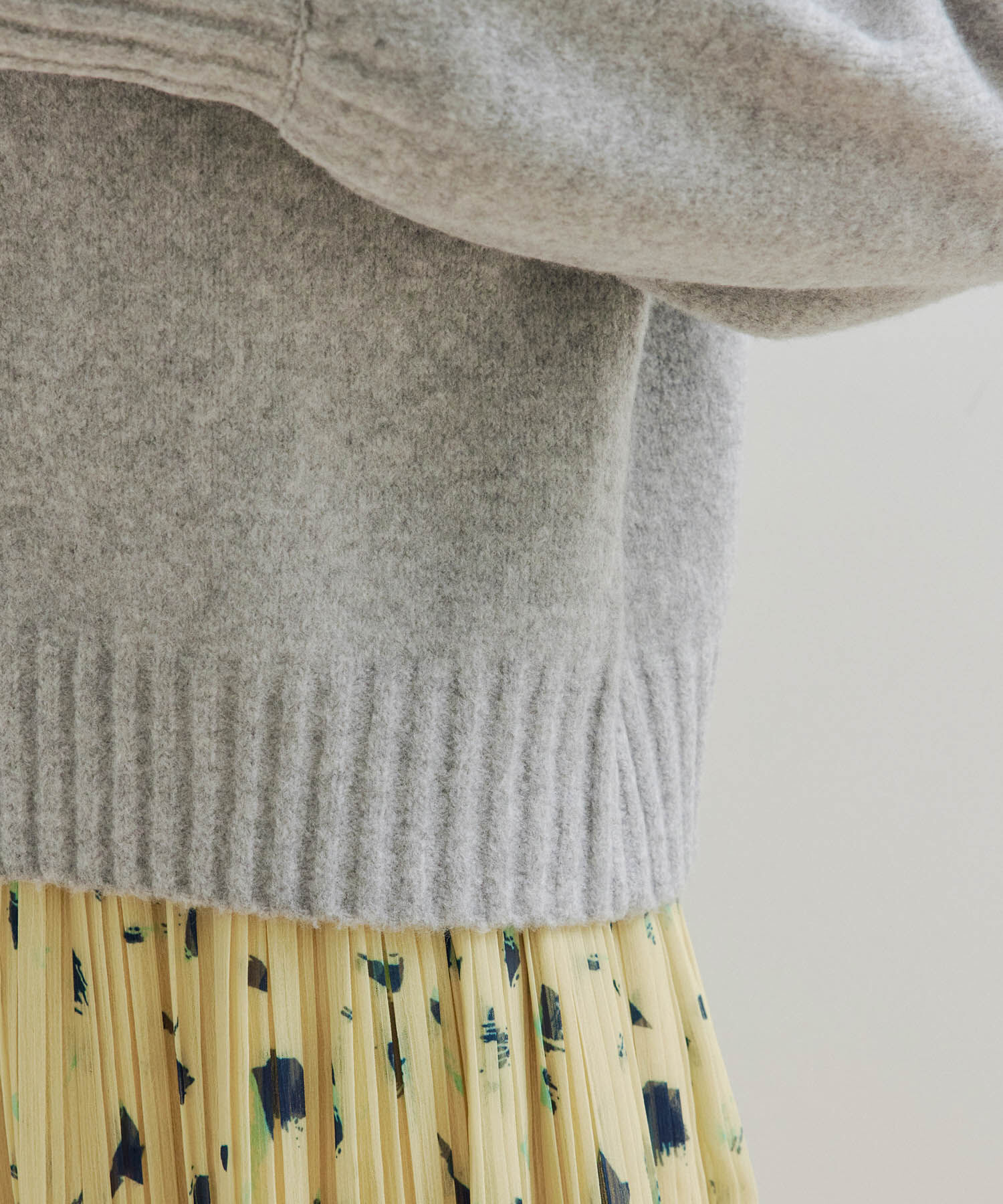 VIS「【洗える】レトロ釦ボリュームスリーブカーディガン」|カーディガン|