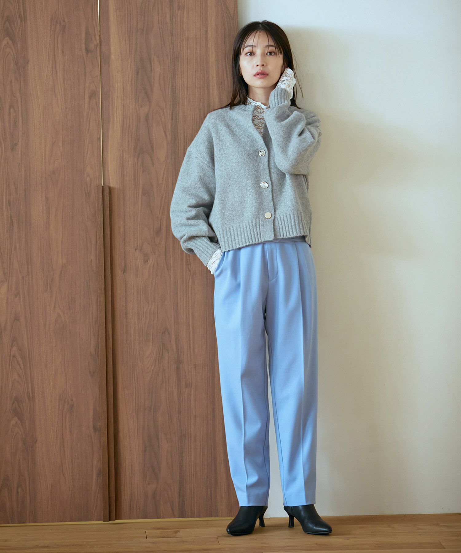 VIS「【洗える】レトロ釦ボリュームスリーブカーディガン」|カーディガン|