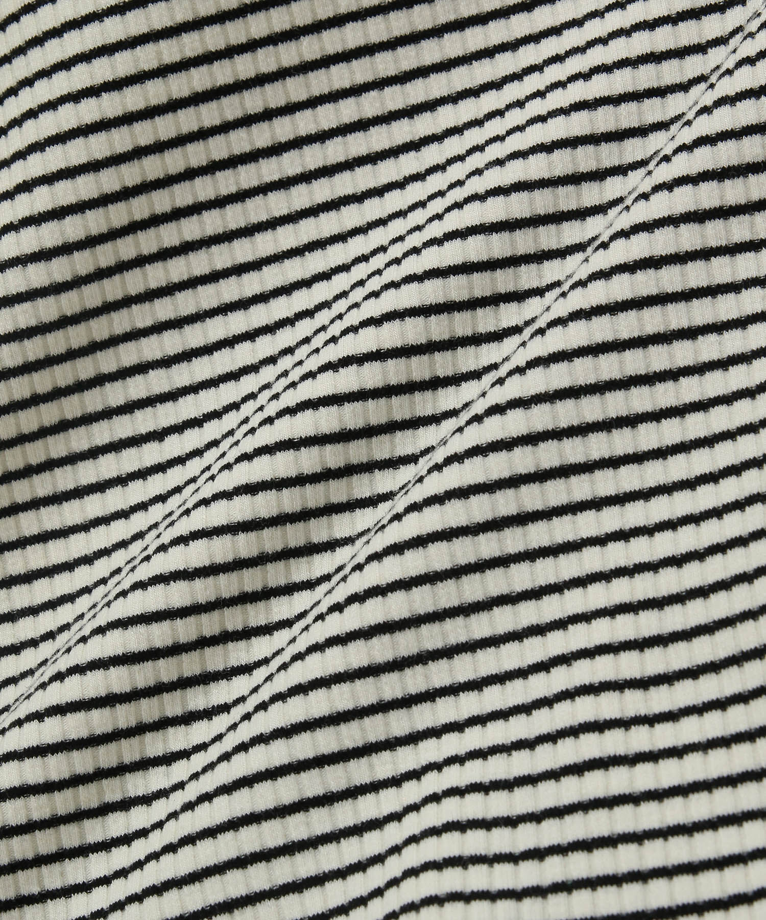 VIS「【ViVi12月号掲載】【選べる着丈】カップ付きロゴ刺繍キャミソール【洗える】」|キャミソール|