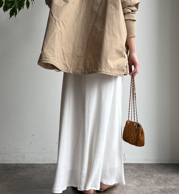  「ベルト付キュプラ混サテンスカート」|スカート|