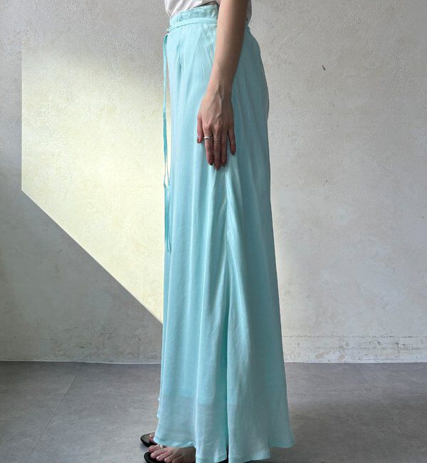  「ベルト付キュプラ混サテンスカート」|スカート|