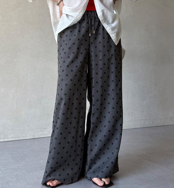  「【WEB限定】デニムライクドットプリントイージーパンツ」|チノ|