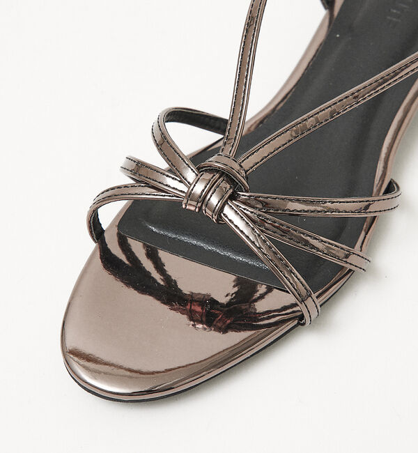 AU BANNISTER「【LAROUTE】メタリックストラップサンダル」|サンダル|