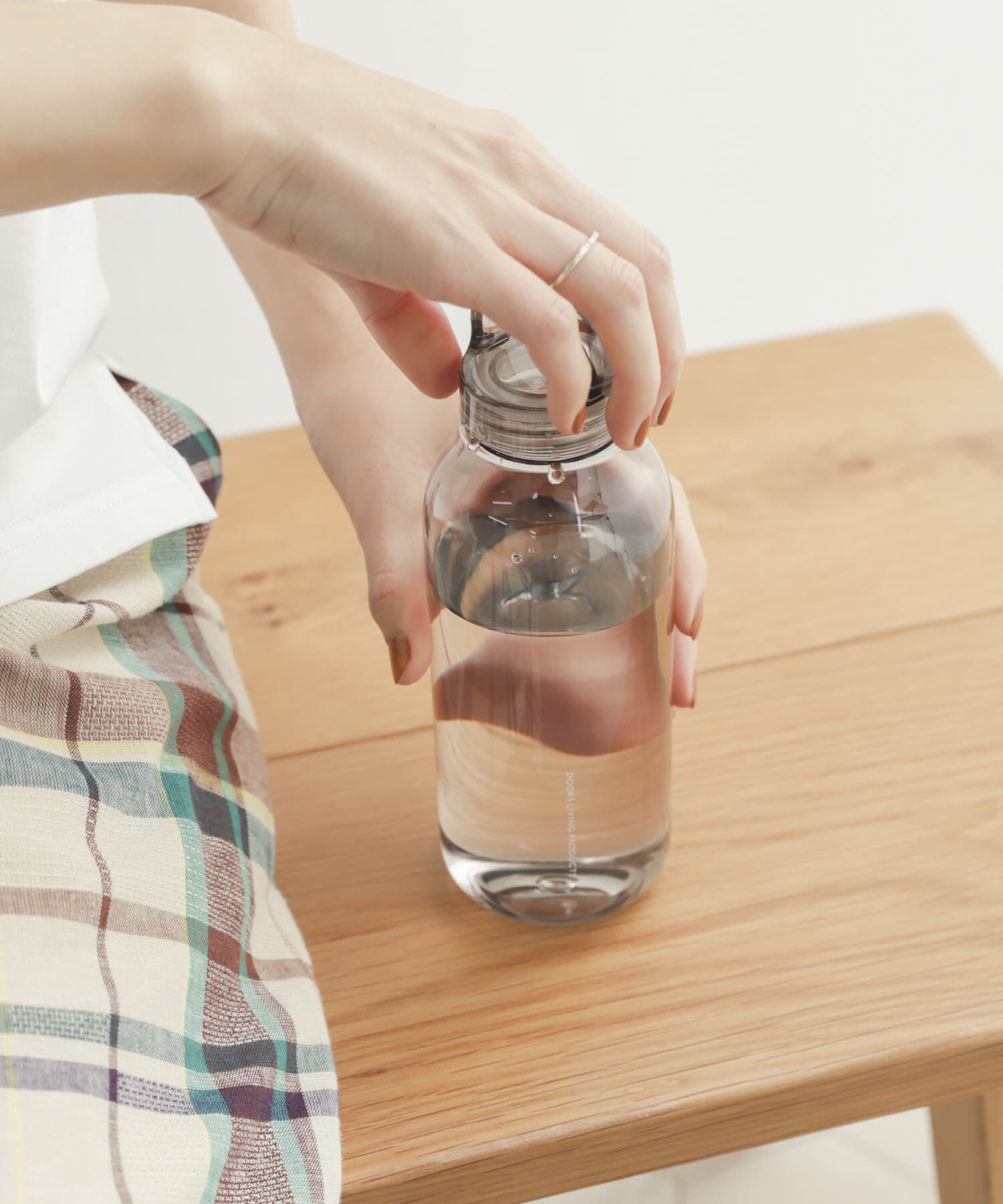 URBAN RESEARCH DOORS「『別注』KINTO&times;DOORS LIVING PRODUCTS　ウォーターボトル 500ml」|食器・キッチングッズ|