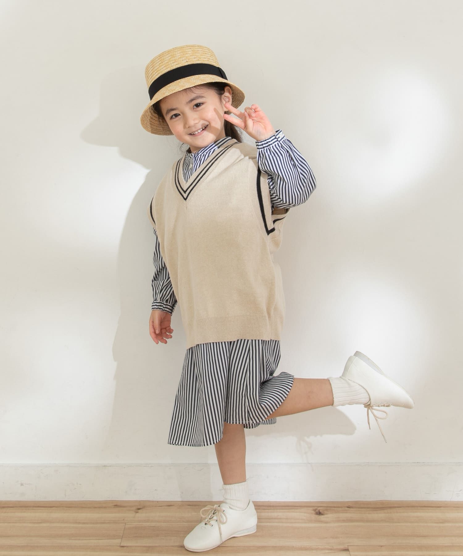 URBAN RESEARCH DOORS「『親子リンク』Vネックニットベスト(KIDS)」|ニット・セーター|