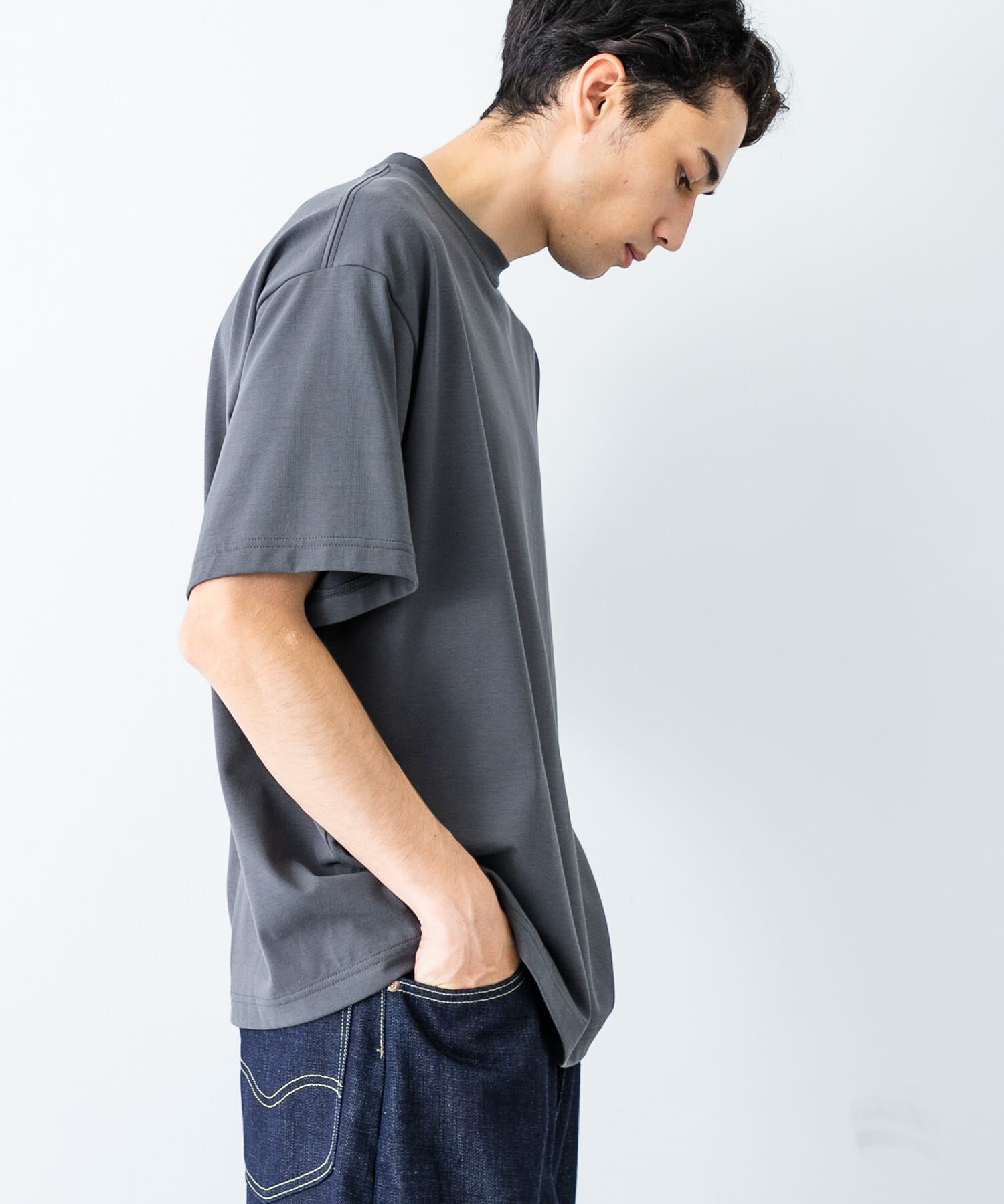 URBAN RESEARCH「new basic　クールドライツイストヒートブロックショートスリーブ」|Tシャツ・カットソー|