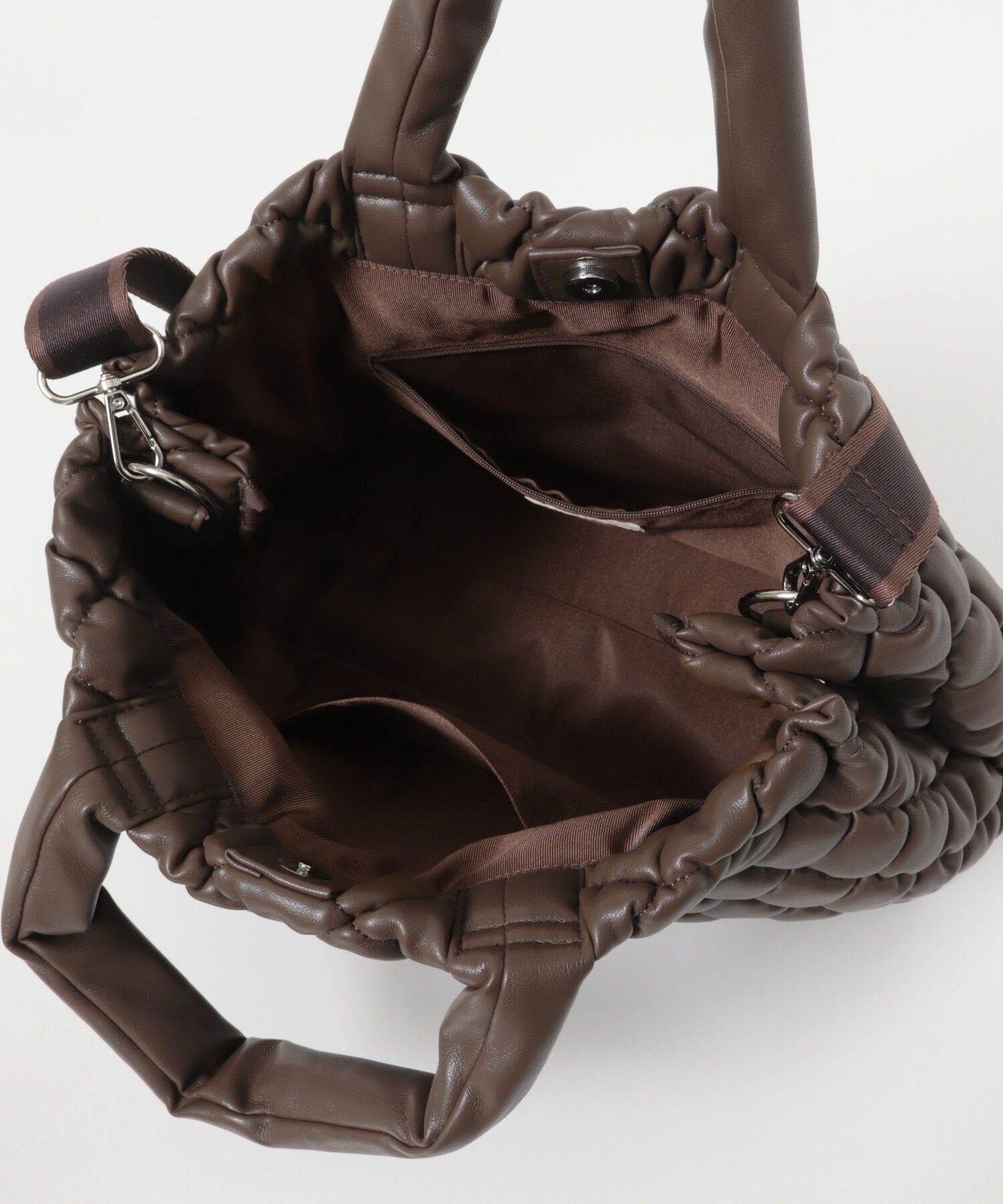 RODE SKO「テープショルダーキルティングバッグ」|ショルダー・メッセンジャー|