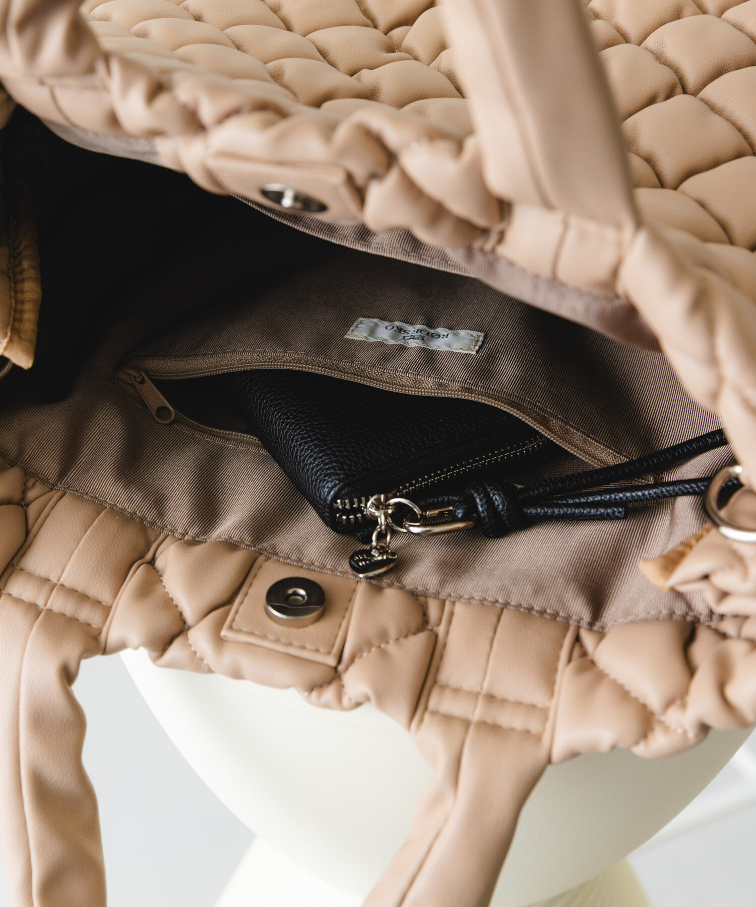 RODE SKO「テープショルダーキルティングバッグ」|ショルダー・メッセンジャー|