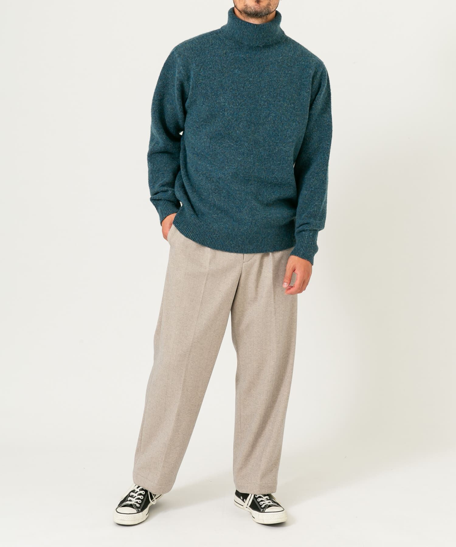 URBAN RESEARCH ROSSO「ブークレストレッチタートルニット」|ニット・セーター|