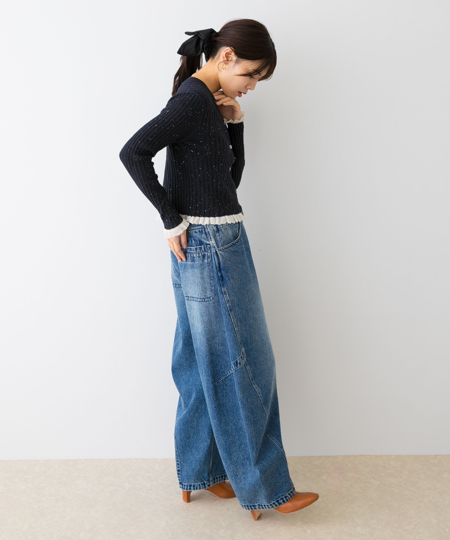 URBAN RESEARCH ROSSO「F by ROSSO　スパンコールフリルリブカーディガン」|カーディガン|