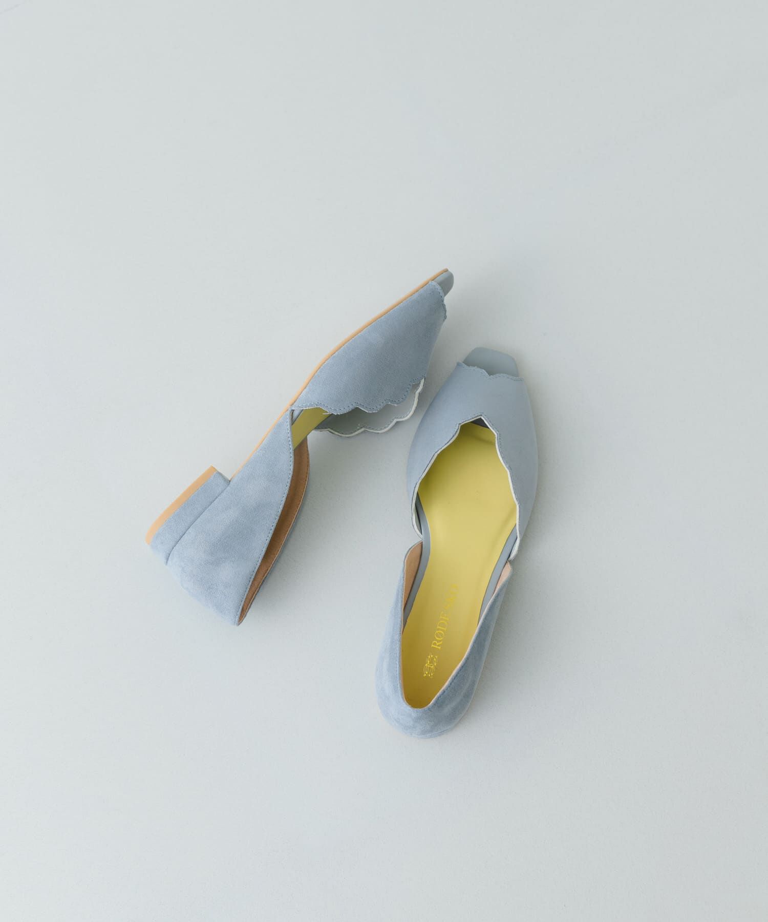 RODE SKO「ピープトゥスカラップセパレートサンダル」|サンダル|ライトブルー
