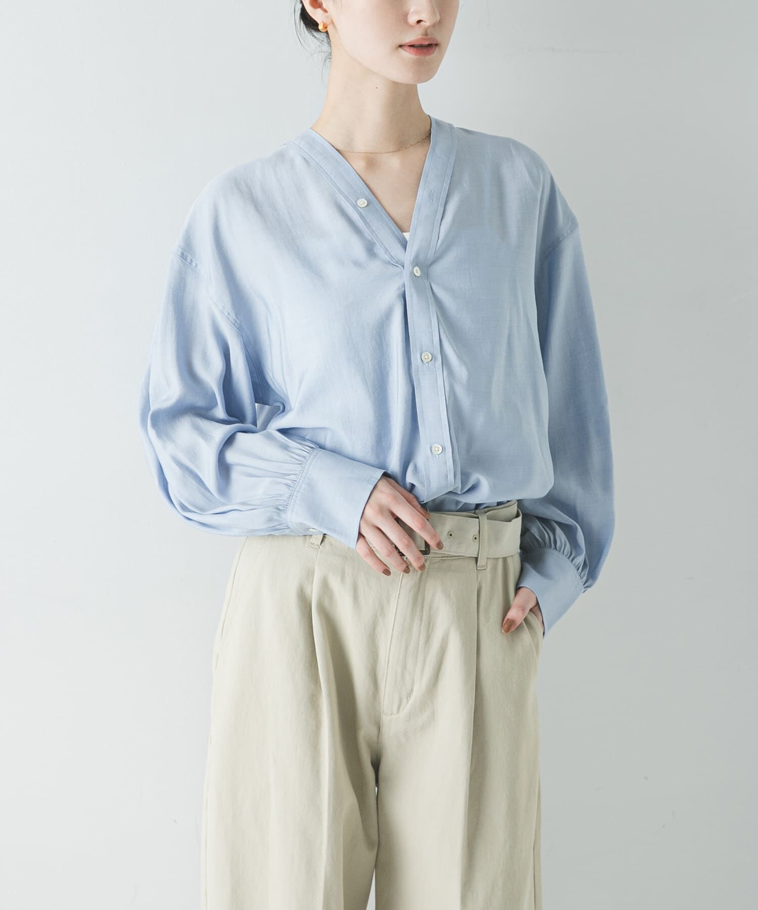 URBAN RESEARCH「ブロードカラーレスブラウス」|シャツ・ブラウス|ブルー系その他