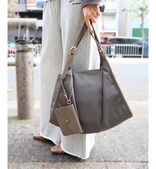  「ベルトハンドルナイロンショルダー」|トートバッグ|