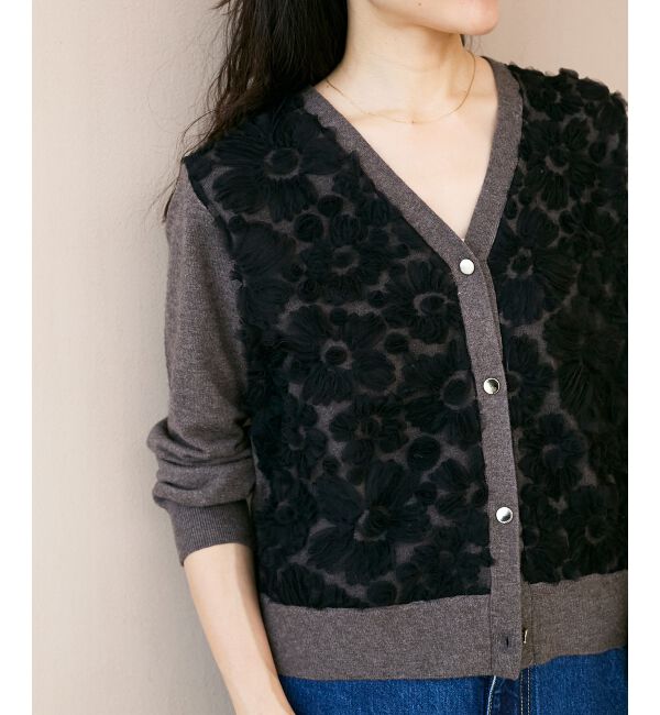  「《手洗い可能》フラワーチュール刺繍Vネックカーディガン」|カーディガン|