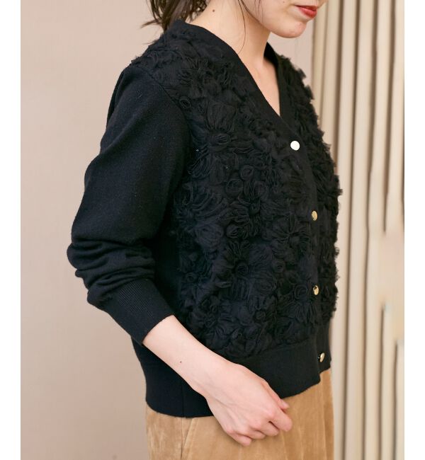  「《手洗い可能》フラワーチュール刺繍Vネックカーディガン」|カーディガン|