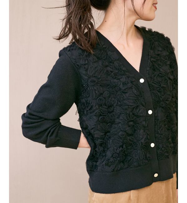  「《手洗い可能》フラワーチュール刺繍Vネックカーディガン」|カーディガン|