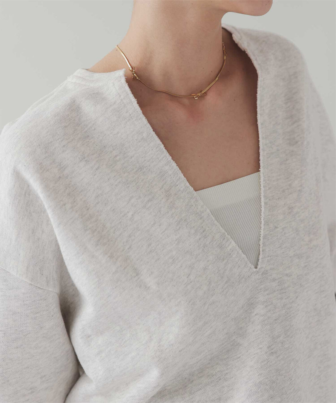 titivate「深Vネックスウェットプルオーバー」|スウェット・ジャージ|