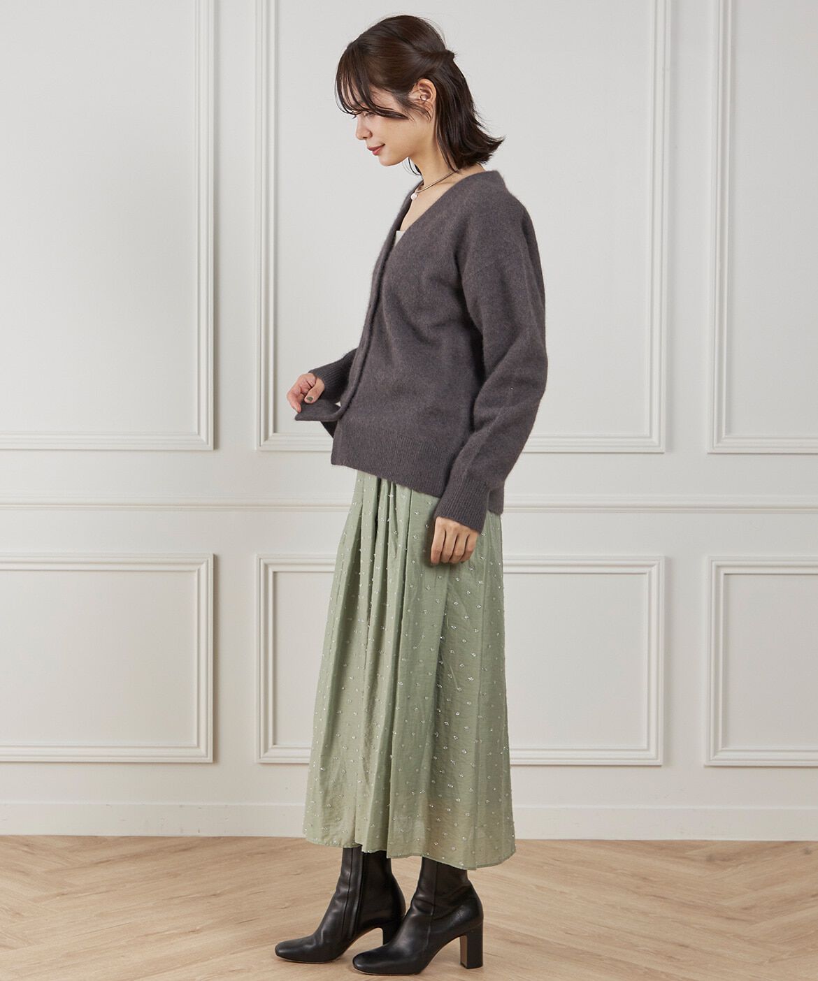 INED「チャイニーズラクーンVネックカーディガン」|カーディガン|