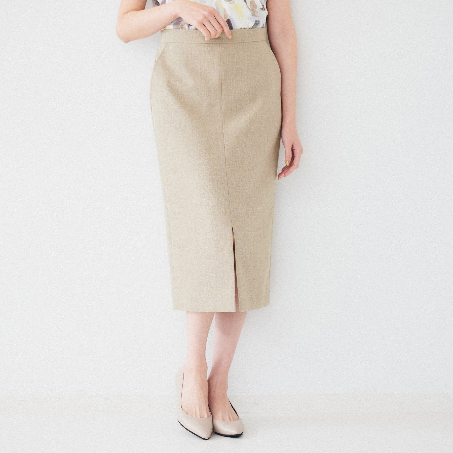 UNTITLED「【セットアップ可能】リネンライクキャンバス ペンシルスカート」|スカート|ベージュ(052)