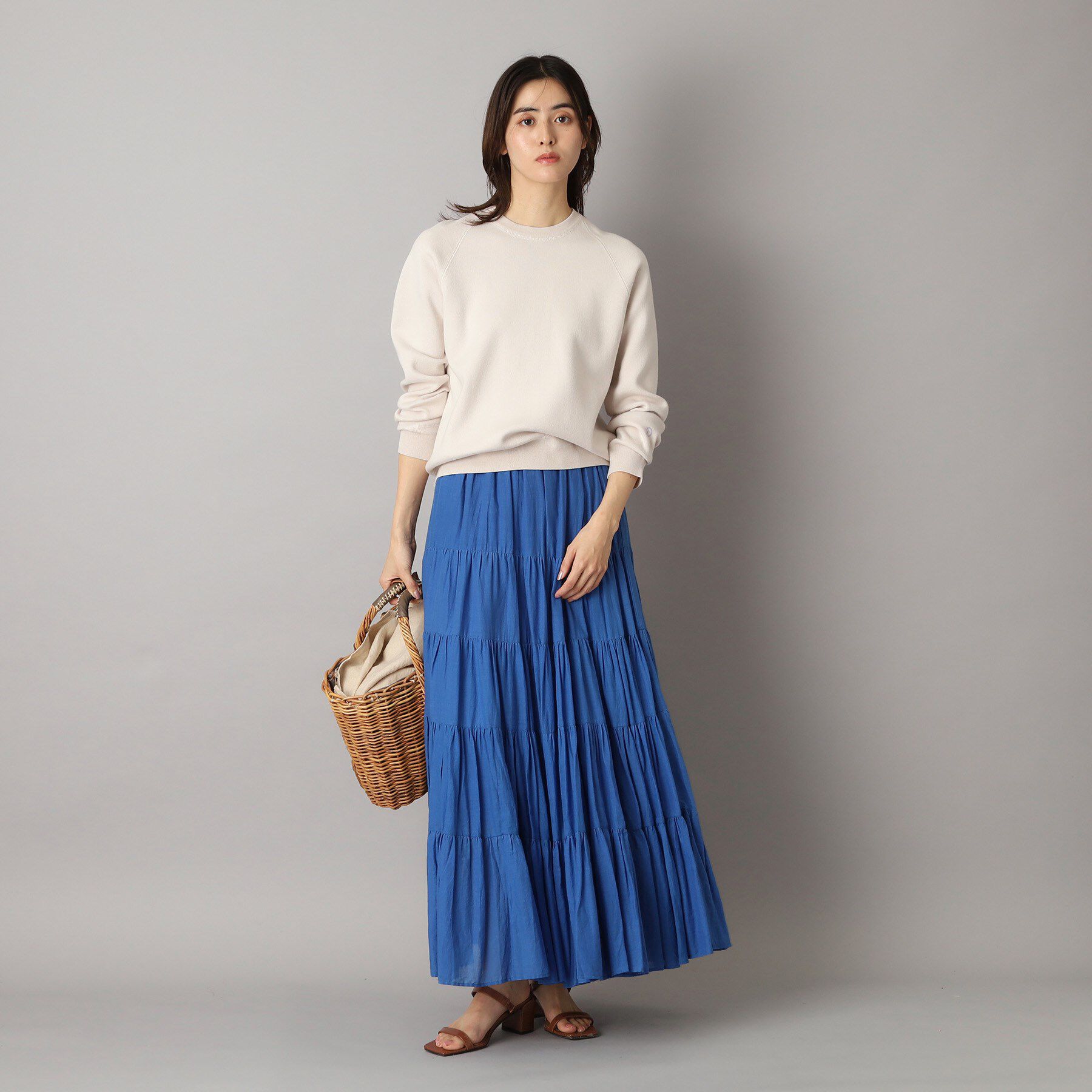 DRESSTERIOR「【大人百花春号掲載 モデル美香さん着用】洗える/コットンボイルティアードスカート」|スカート|