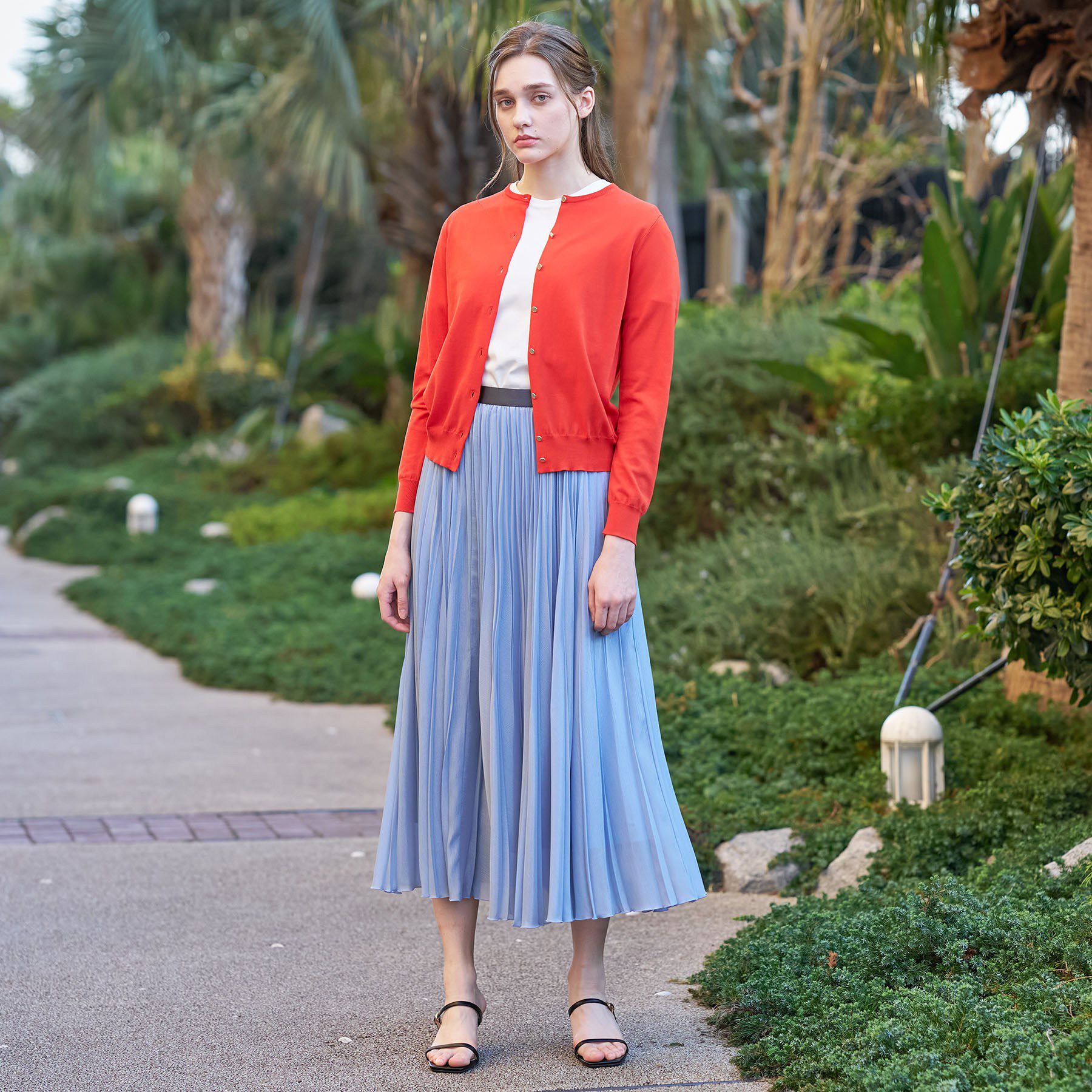 DRESSTERIOR「コットンシルククルーネックカーディガン」|カーディガン|