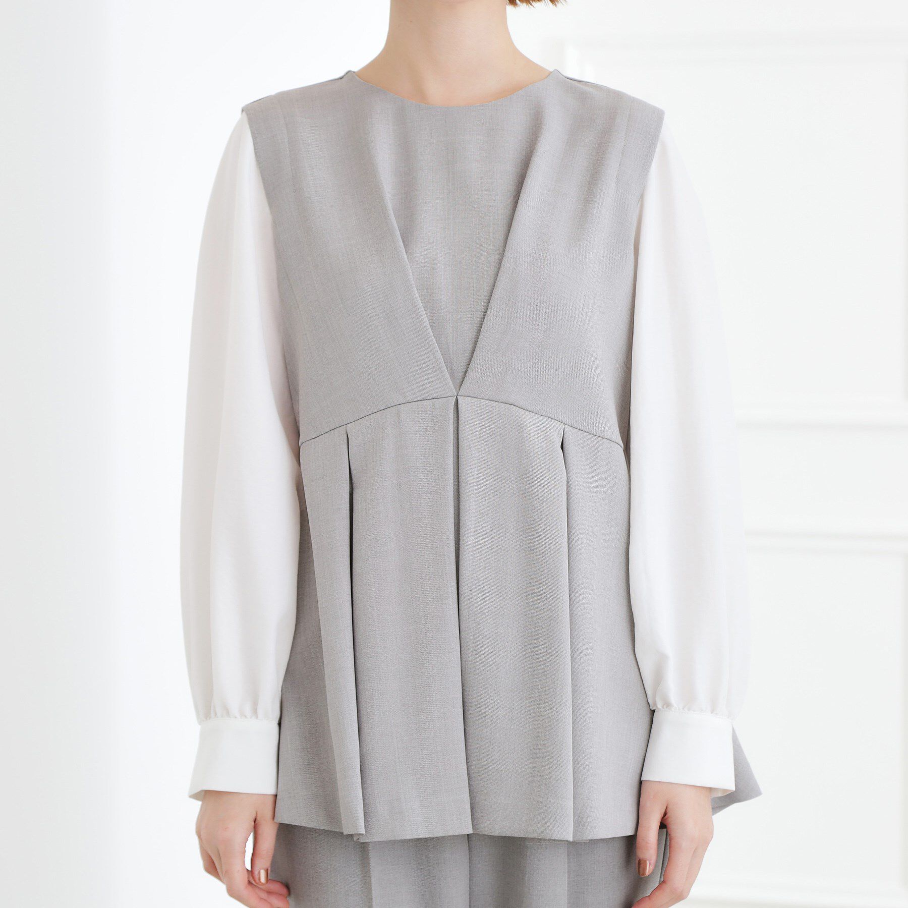 grove「【マシンウォッシュ/防シワ】袖ドッキングペプラムブラウス【着回しカセット】」|シャツ・ブラウス|