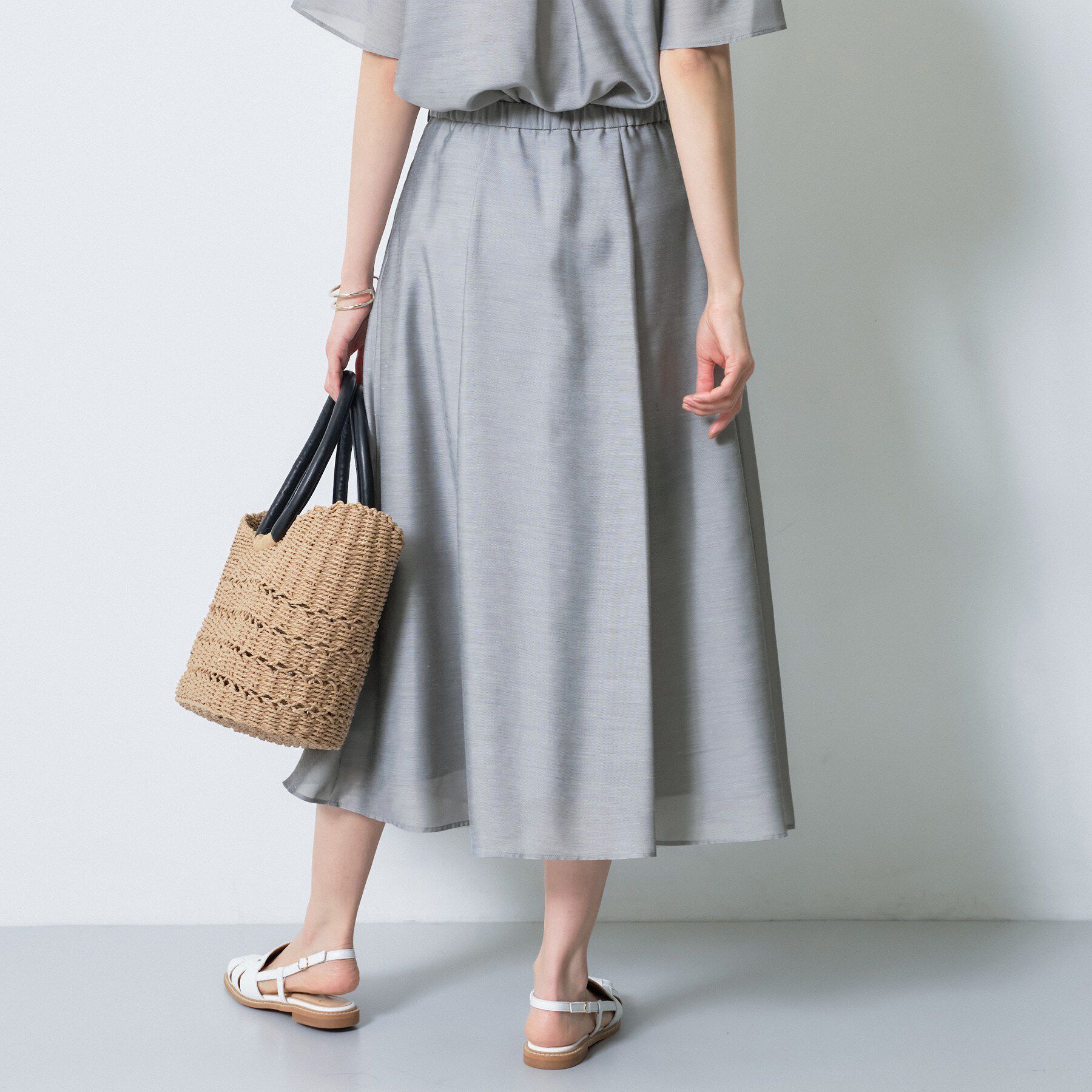 INDIVI「【洗える／SETUP可能】シアーシャンブレータックフレアスカート」|スカート|