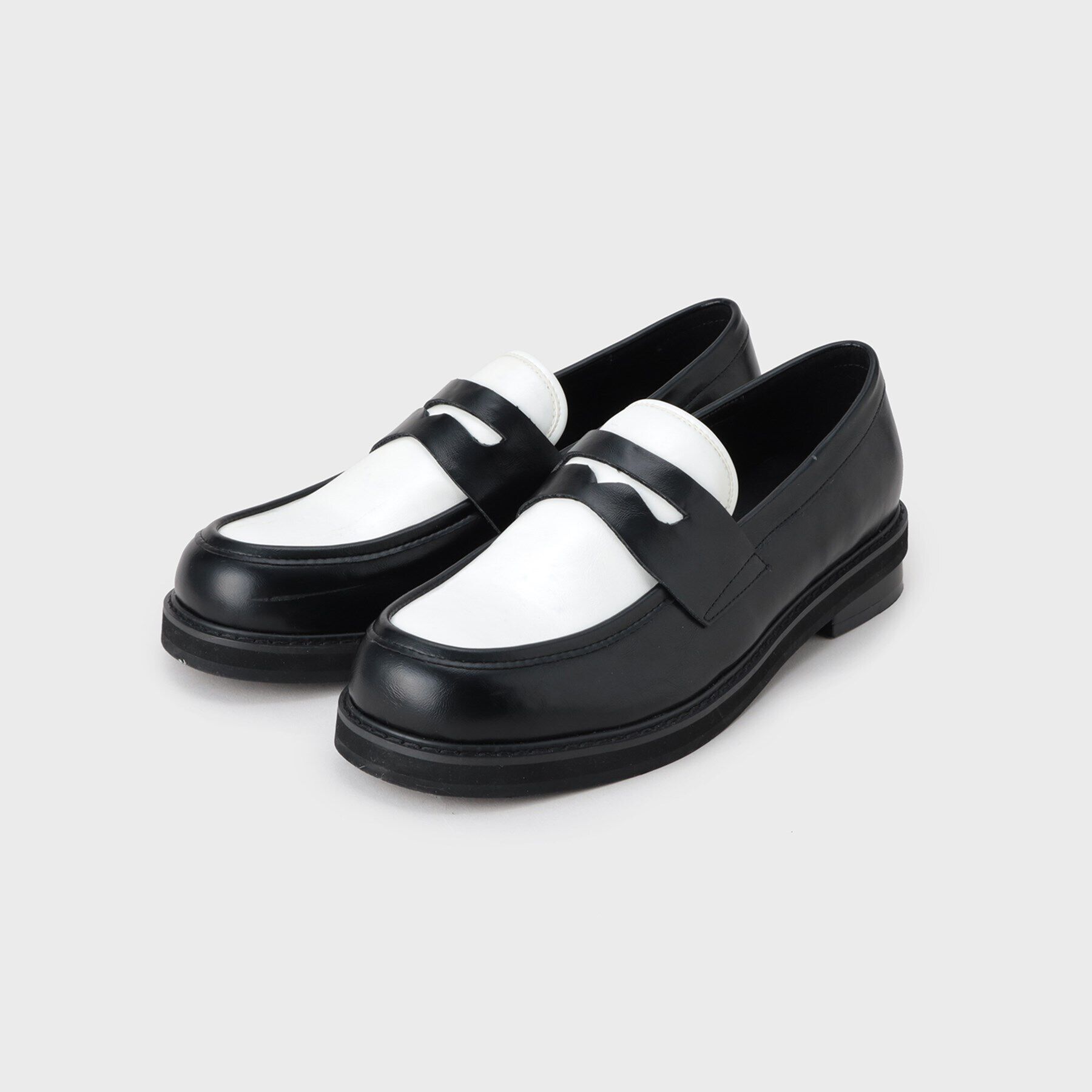 tk.TAKEO KIKUCHI「エナメルローファー」|その他|ブラック(519)