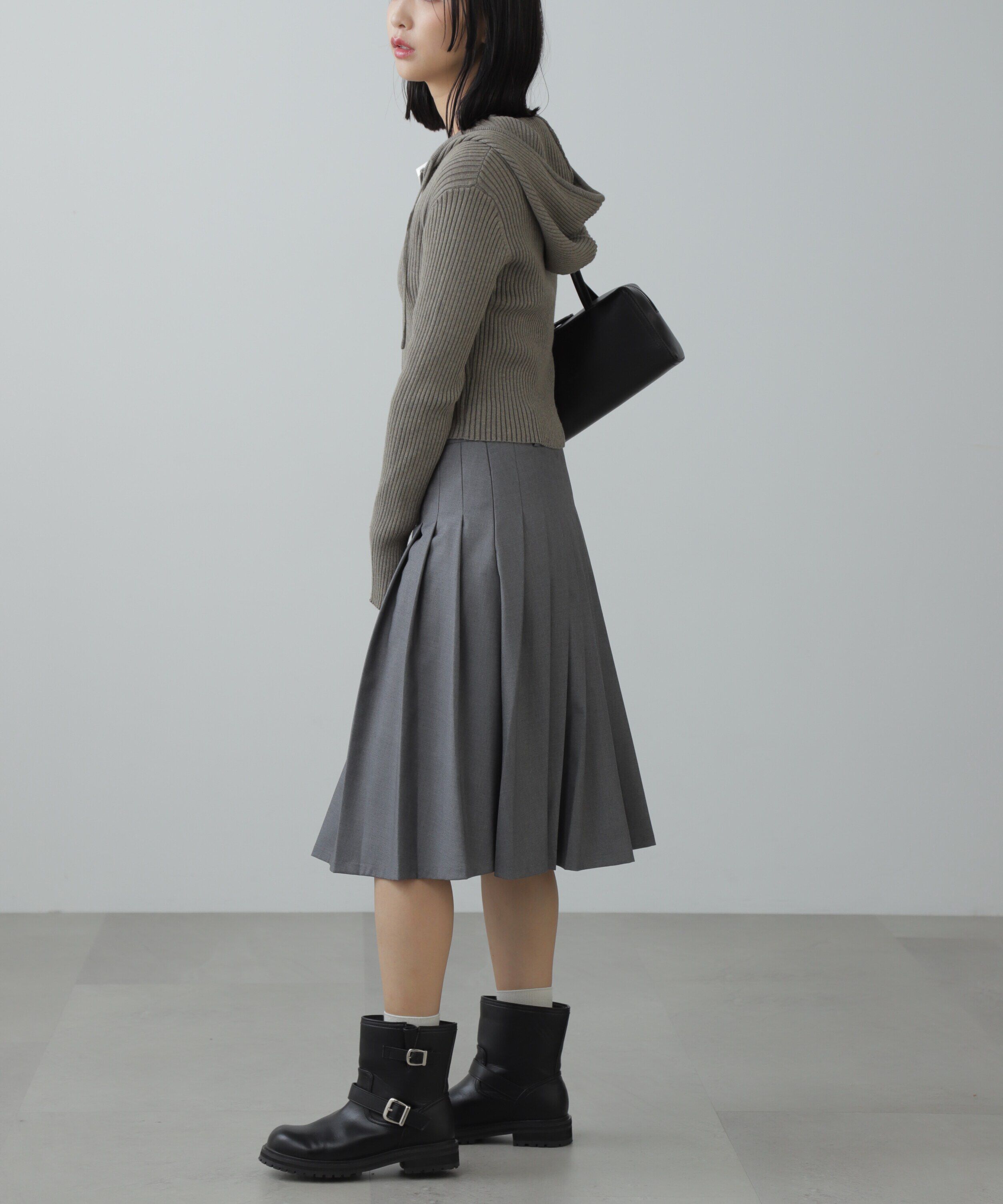 「ローウエストミドル丈プリーツスカート」|スカート|