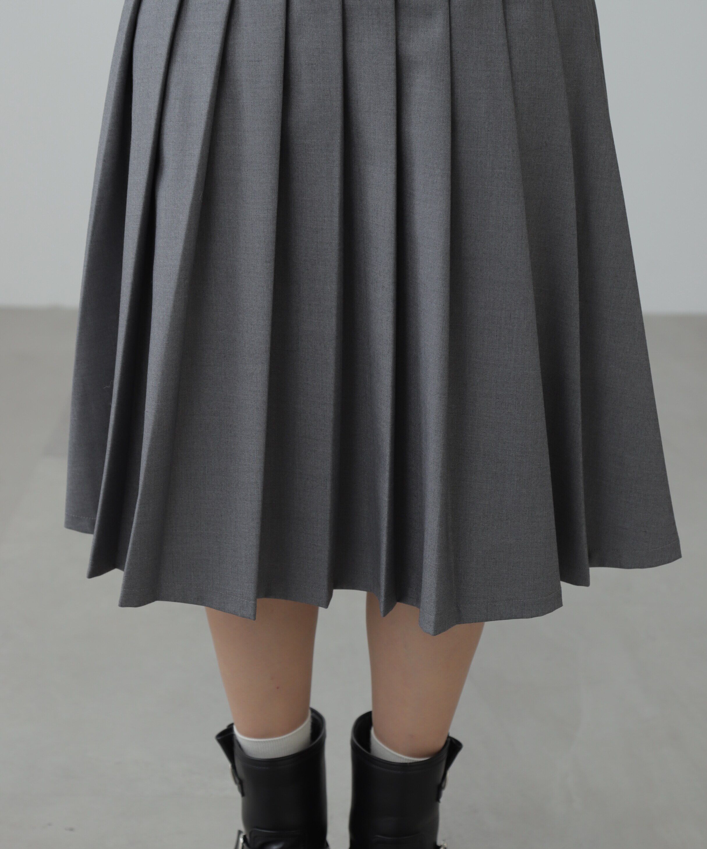  「ローウエストミドル丈プリーツスカート」|スカート|